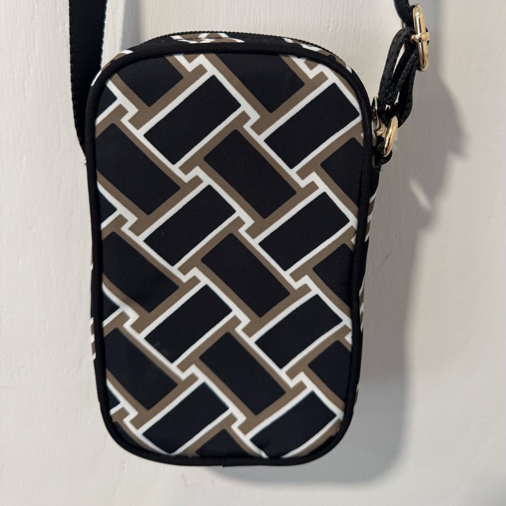 DVF x Target Collab Crossbody Bag Cellphone Holder - Vintage Weave Pattern - Picture 2 of 7